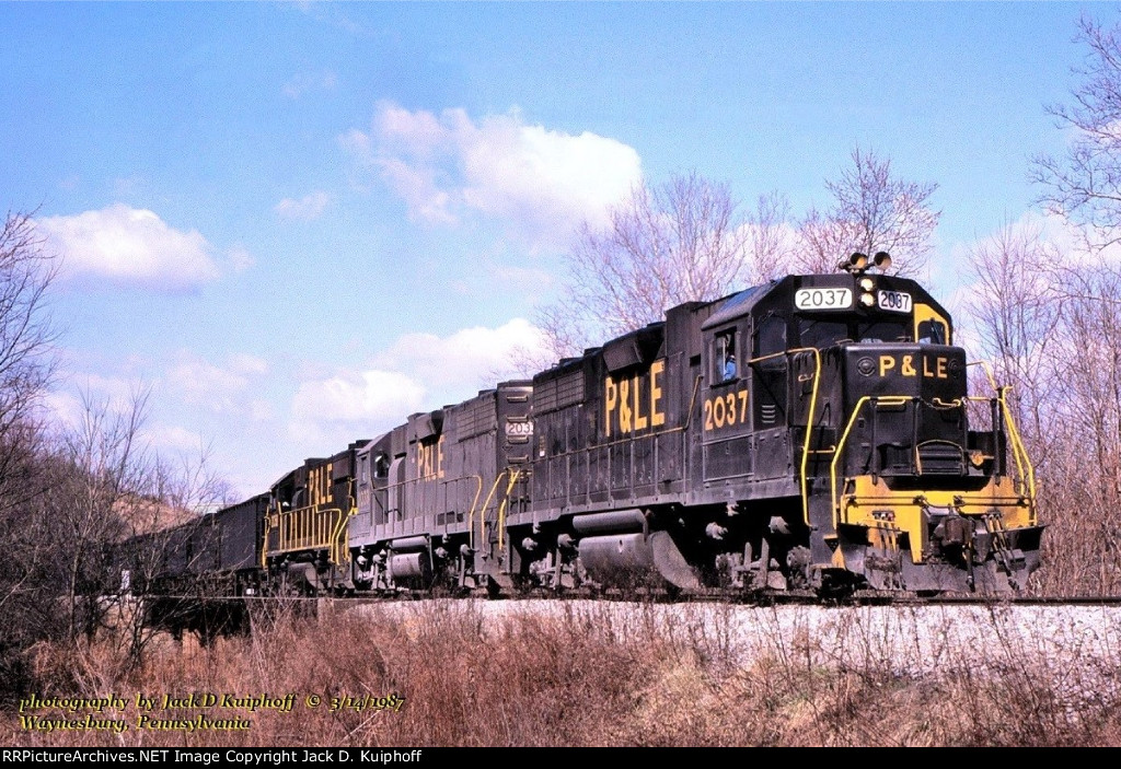 Pittsburgh and Lake Erie, P&LE GP38 2037-2033-2059 leading a northbound coal train on the Monongahela Railway at, Waynesburg, Pennsylvania. March 14, 1987.  